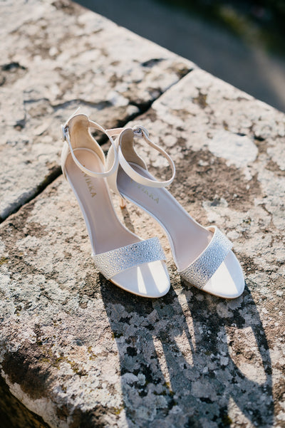 3 mistakes when buying glittery bridal shoes with rhinestones
